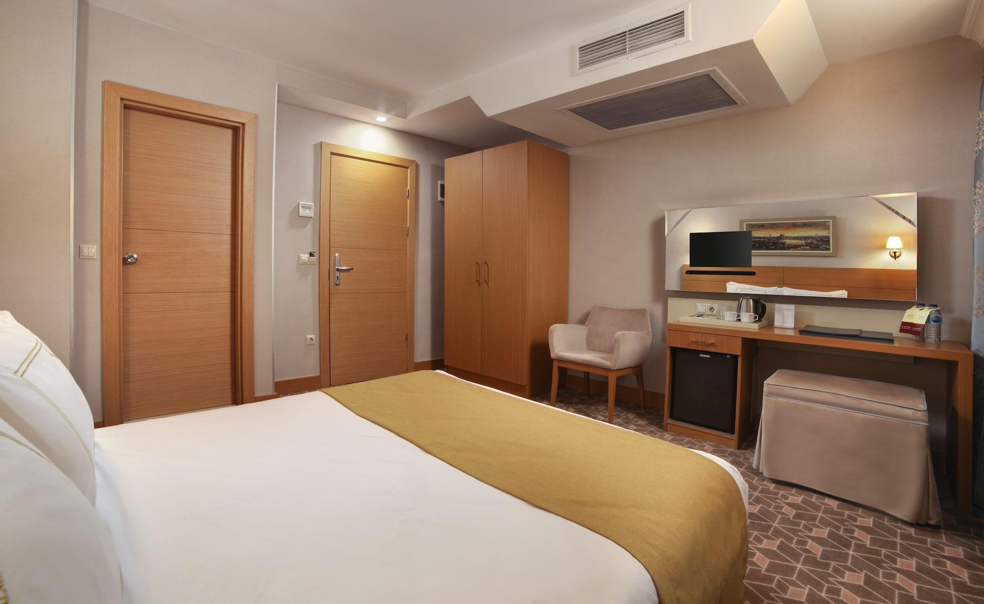Almina Hotel - Special Class Istanbul Exterior photo