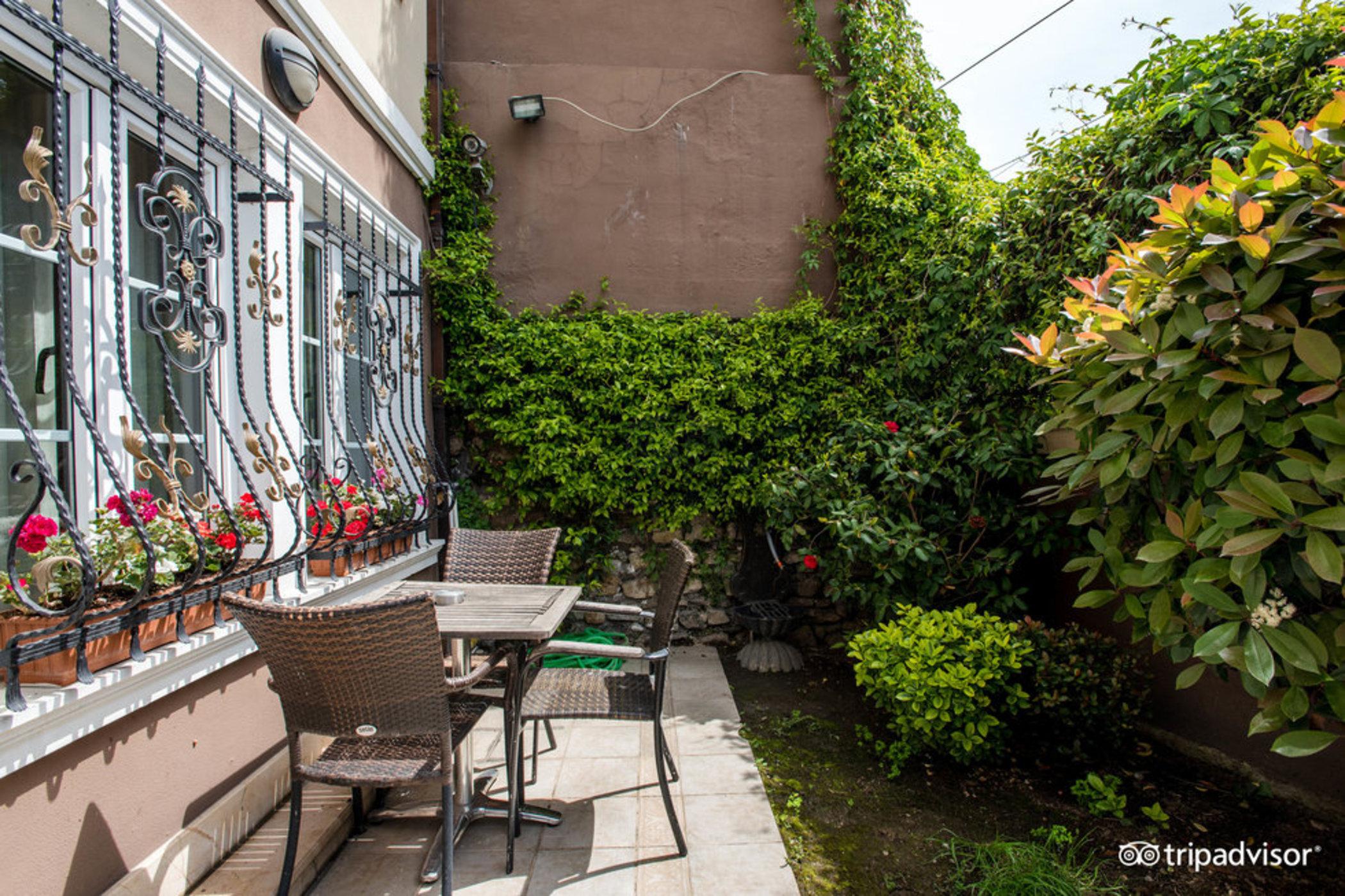 Almina Hotel - Special Class Istanbul Exterior photo