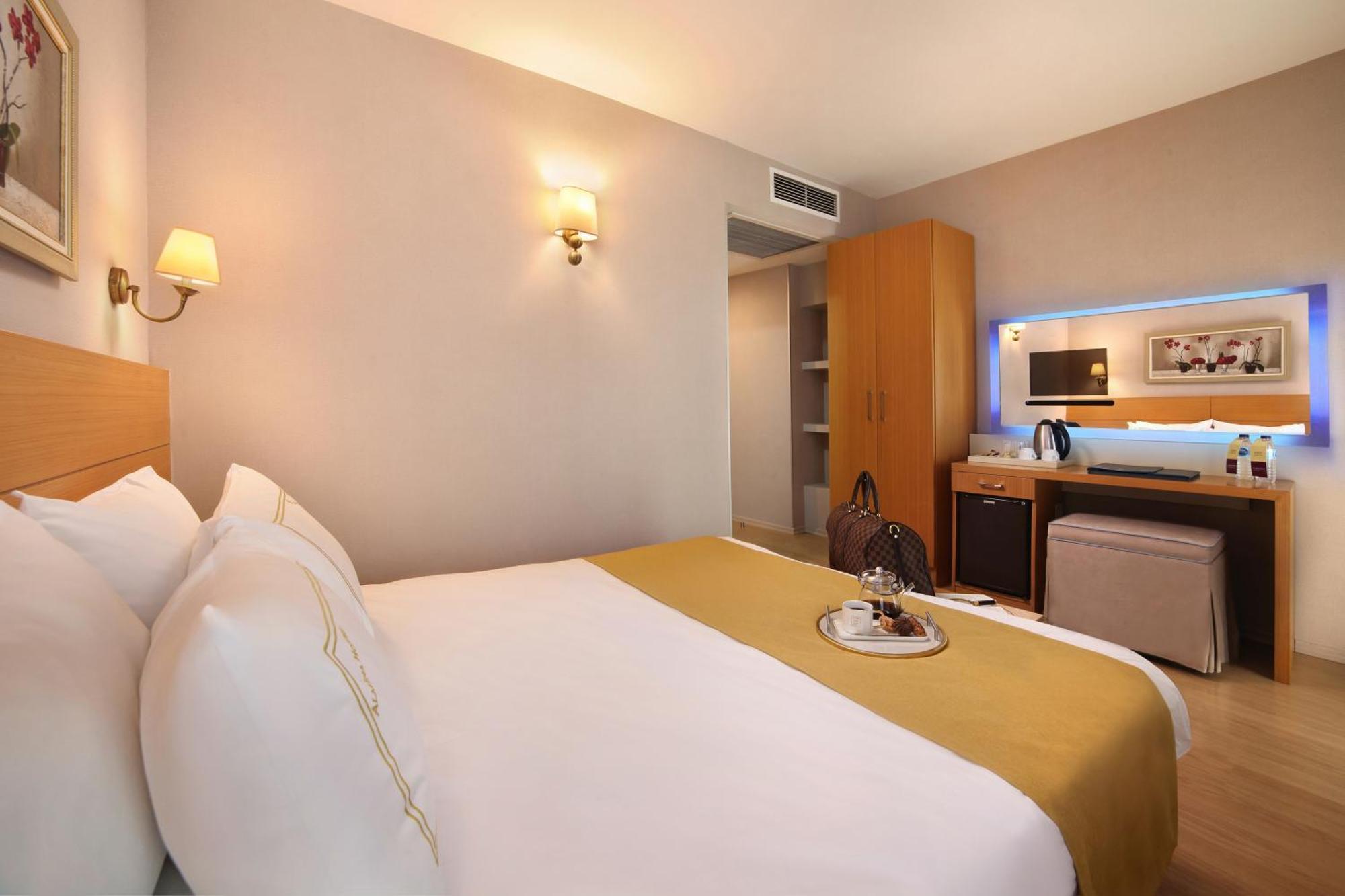 Almina Hotel - Special Class Istanbul Exterior photo